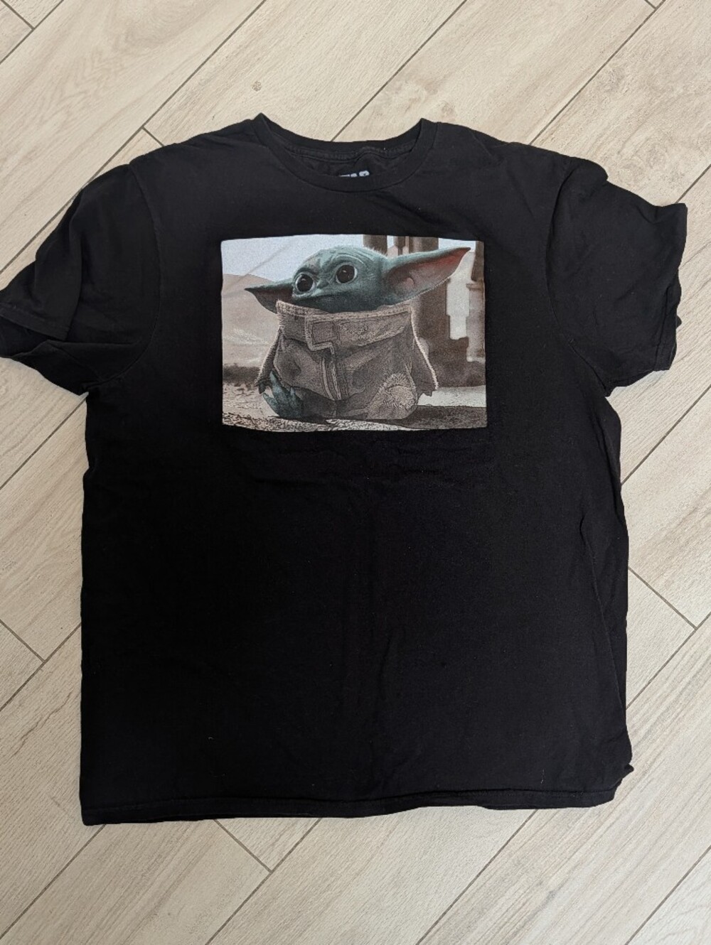 Baby Yoda Star Wars Tee